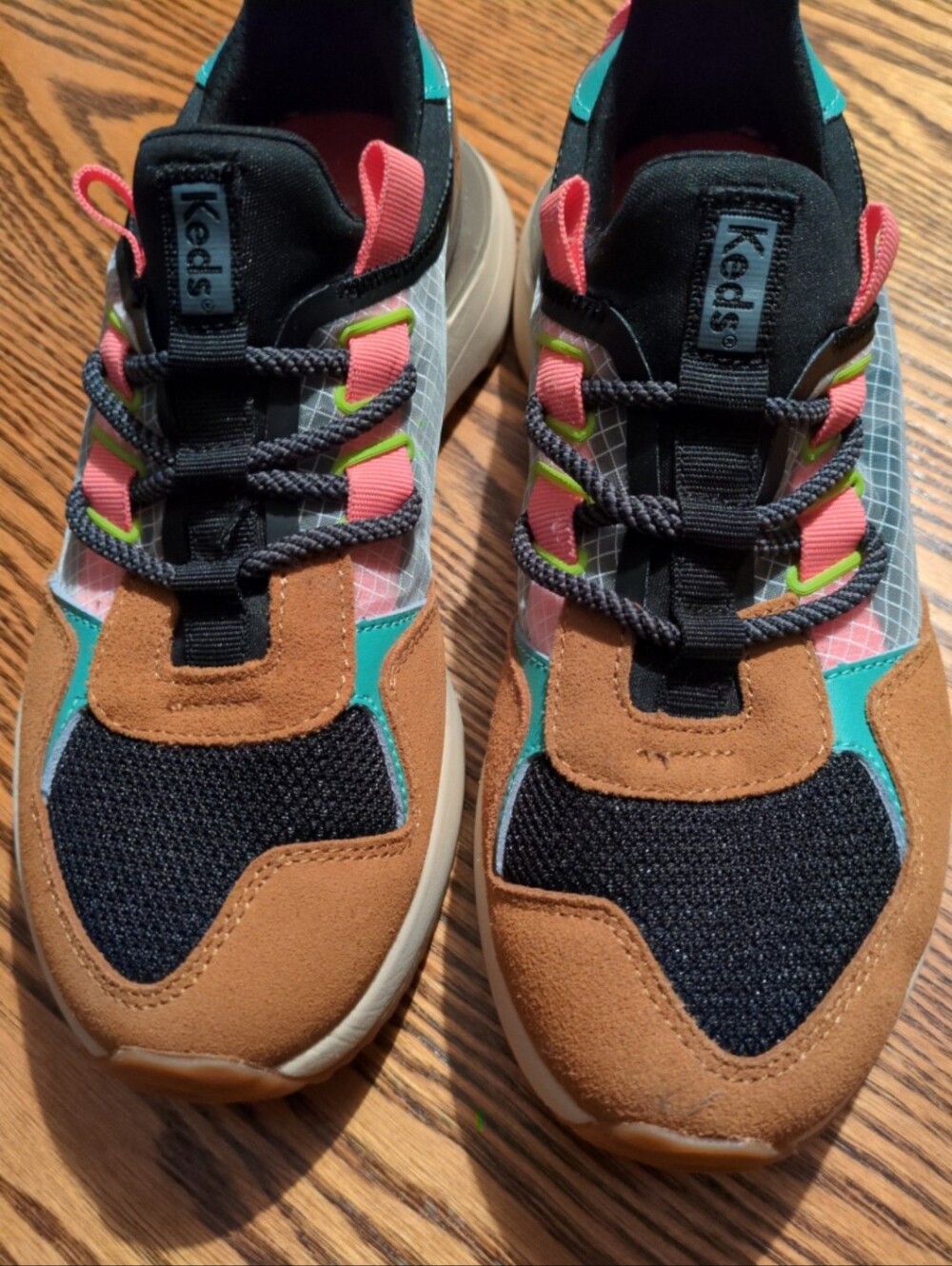 Keds sneakers Size 7 - Picture 2 of 6